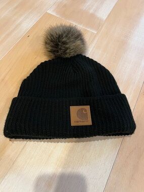Carhartt  Black Knit Beanie with Faux-Fur Pom